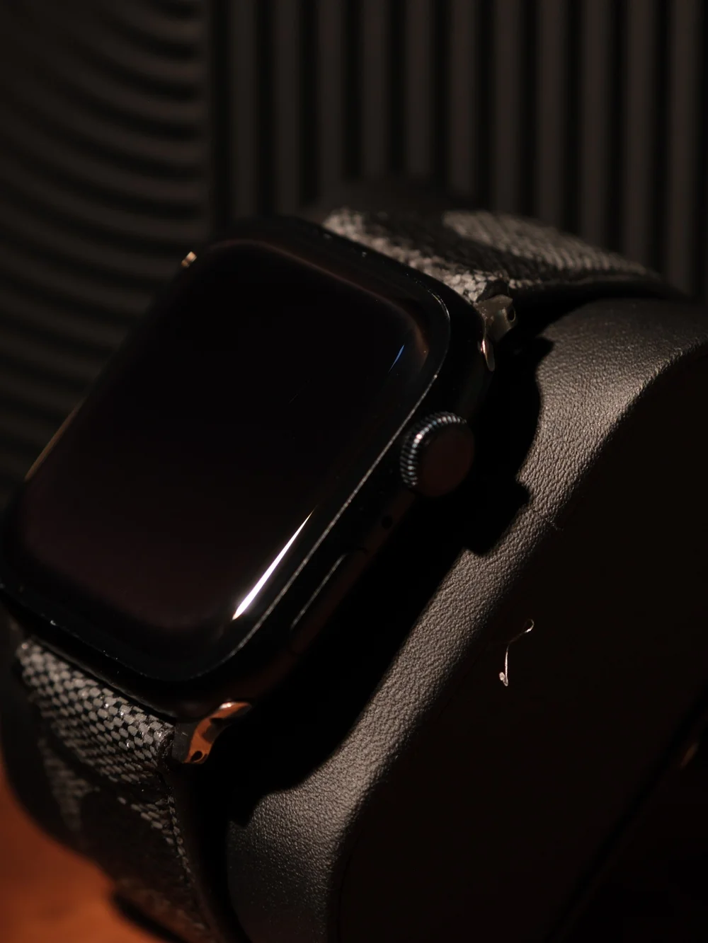 Apple Watch Series 8 GPS 45mm Midnight Aluminum + 10 Bands & Charger